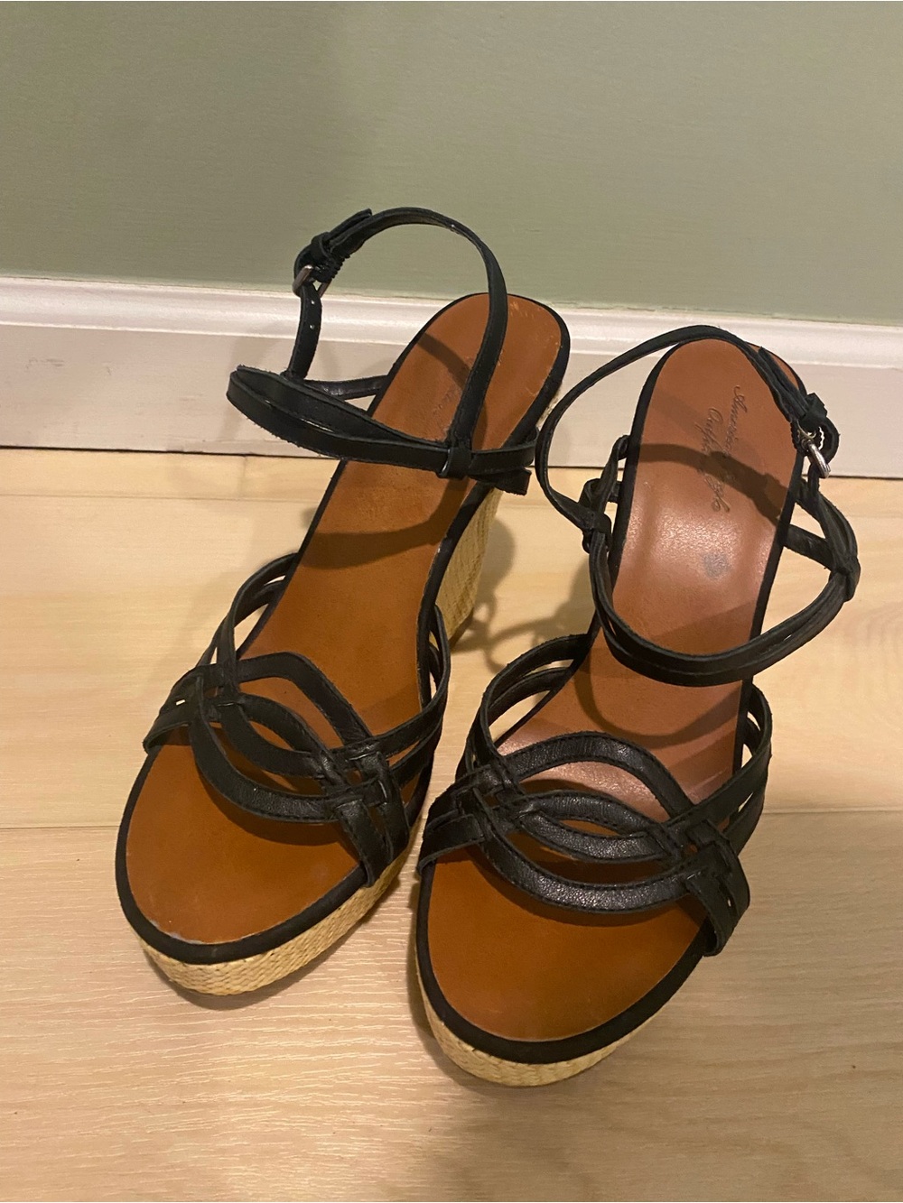 American Eagle Outfitters Strappy Leather Espadrille Platform Wedges size 8